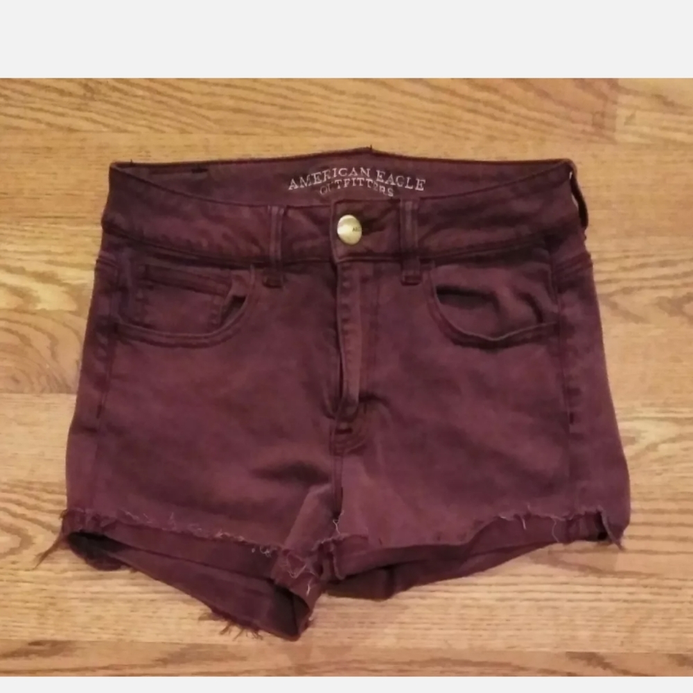 American Eagle Maroon Shorts Women's Size: 4
